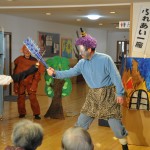 青鬼役の奥田施設長