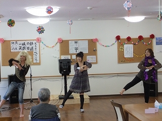 ピンクレディー デイのピンクレディー達です(^^)